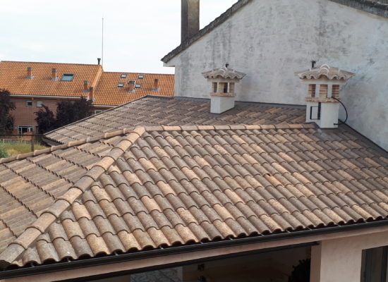 Tb-10-tech_entrepins-roof-tile_49529379943_o